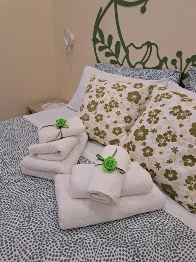 Dimora Lazzarella Apartment Наполи Екстериор снимка